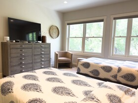 Auberge Residences at Element 52