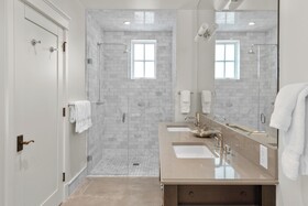 Auberge Residences at Element 52