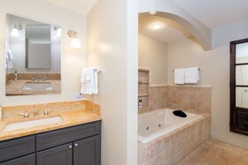 Auberge Residences at Element 52