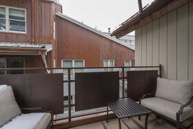 Auberge Residences at Element 52