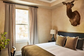 Auberge Residences at Element 52