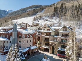 Auberge Residences at Element 52