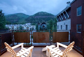 Auberge Residences at Element 52