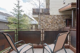 Auberge Residences at Element 52
