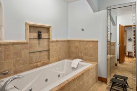 Auberge Residences at Element 52