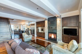 Auberge Residences at Element 52