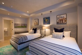 Auberge Residences at Element 52