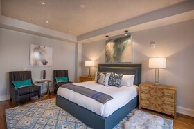 Auberge Residences at Element 52