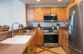 Bear Creek Lodge
