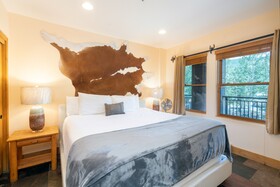 Bear Creek Lodge