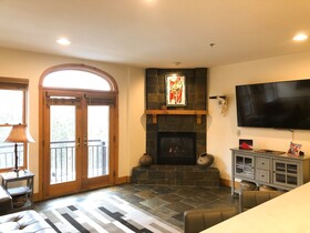 Bear Creek Lodge