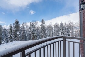 Bear Creek Lodge