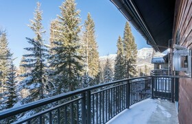 Bear Creek Lodge
