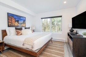 Bear Creek Lodge