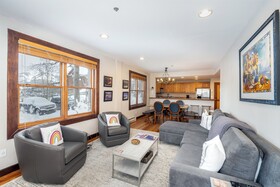 Bear Creek Lodge