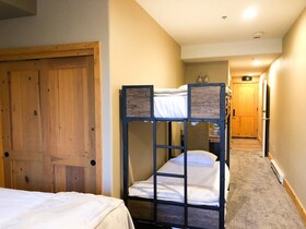 Bear Creek Lodge