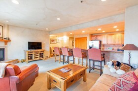 Bear Creek Lodge