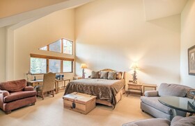 Bear Creek Lodge
