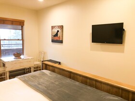 Bear Creek Lodge