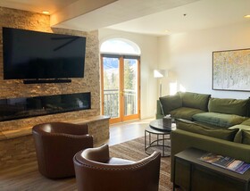 Bear Creek Lodge