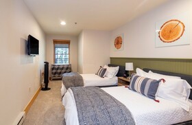 Bear Creek Lodge