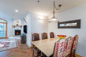 Bear Creek Lodge