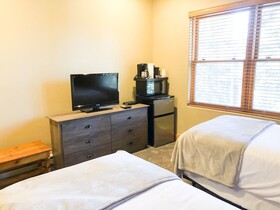 Bear Creek Lodge
