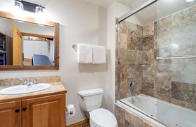 Bear Creek Lodge