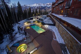 Bear Creek Lodge