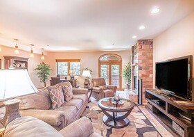 Bear Creek Lodge