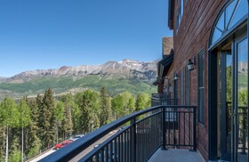Bear Creek Lodge