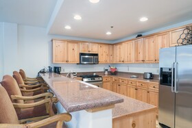 Bear Creek Lodge