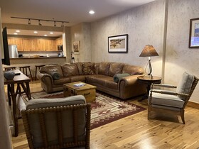 Bear Creek Lodge