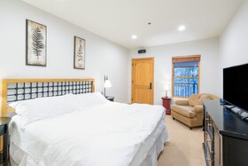 Bear Creek Lodge