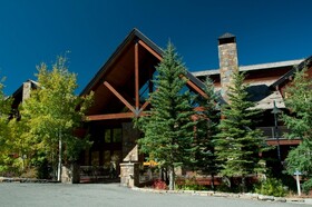 Bear Creek Lodge