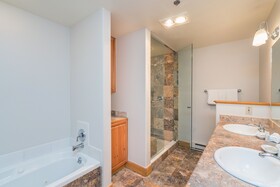 Bear Creek Lodge