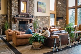 Bear Creek Lodge