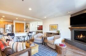 Bear Creek Lodge