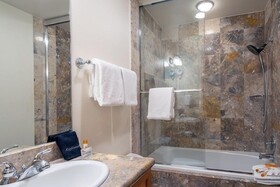 Bear Creek Lodge