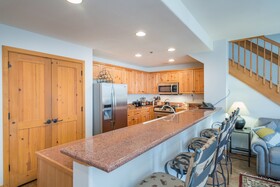 Bear Creek Lodge