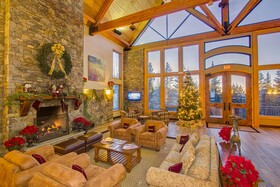 Bear Creek Lodge