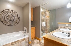 Bear Creek Lodge