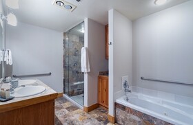 Bear Creek Lodge