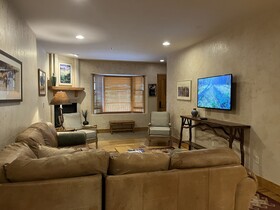 Bear Creek Lodge