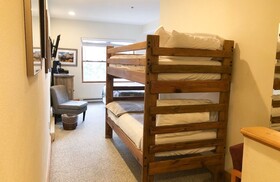 Bear Creek Lodge