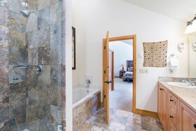 Bear Creek Lodge