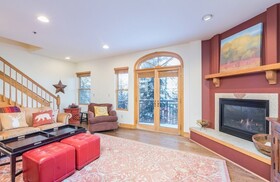 Bear Creek Lodge