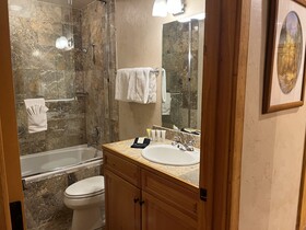 Bear Creek Lodge