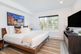 Bear Creek Lodge
