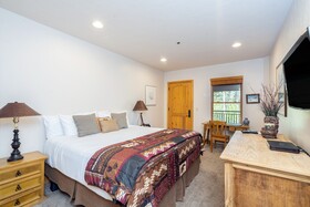 Bear Creek Lodge